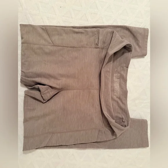 Victoria's Secret Rose Pink Leggings - Picture 3 of 4